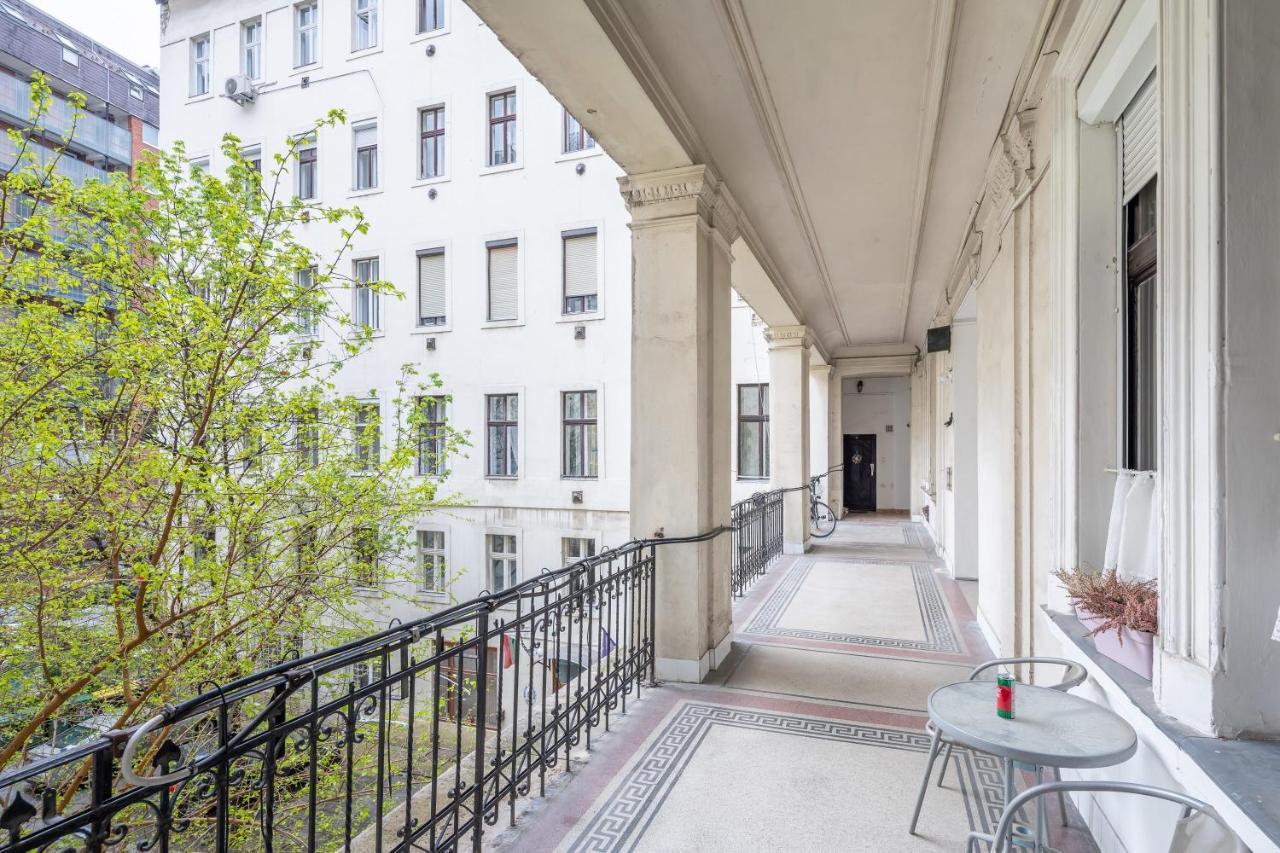 Convenient Super Central Stay Budapest Esterno foto
